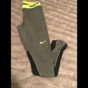 Nike Pro High Waisted Leggings